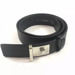 GIANNI VERSACE Women’s Black Leather Medusa Belt